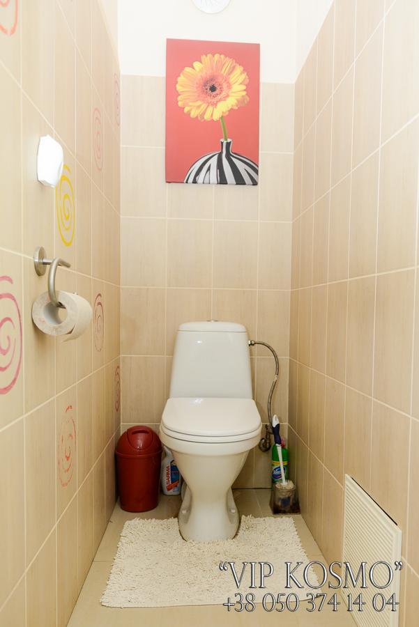 Apart Club Kosmo Apartment Chernivtsi Exterior photo