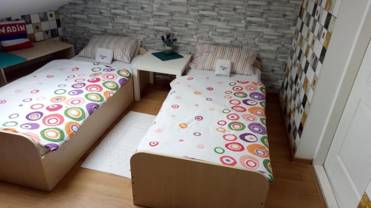 Apart Club Kosmo Apartment Chernivtsi Exterior photo